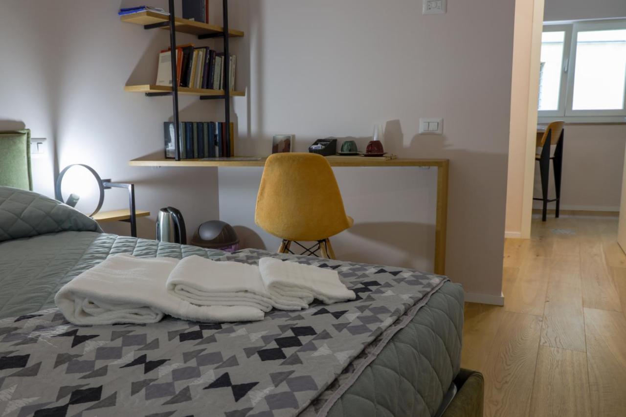 Bed&Book Hotel Matera Exterior photo